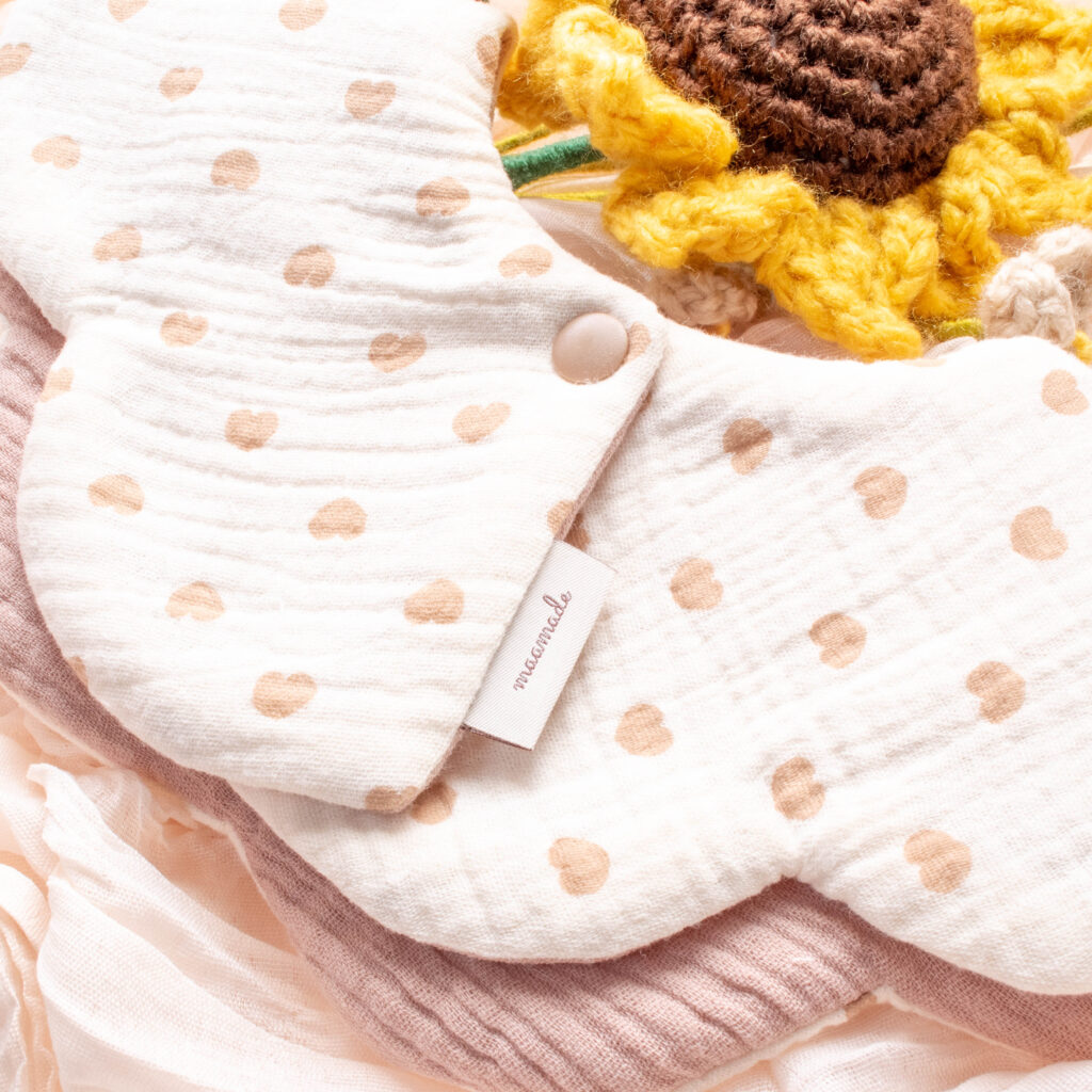 韓国生地のもくもくスタイ【ハート/恐竜/お花柄】｜Sol et lumi