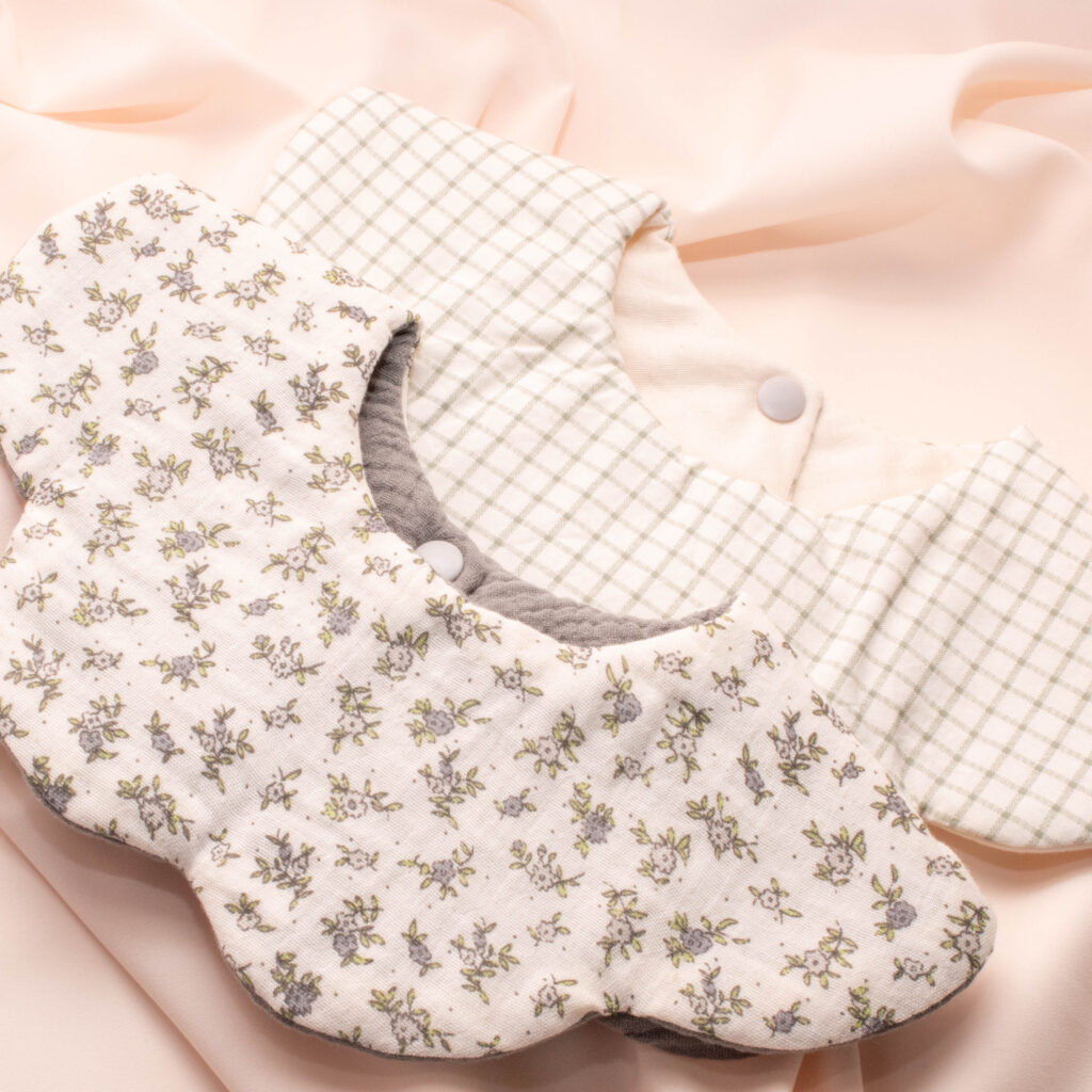 韓国生地のもくもくスタイ【ハート/恐竜/お花柄】｜Sol et lumi