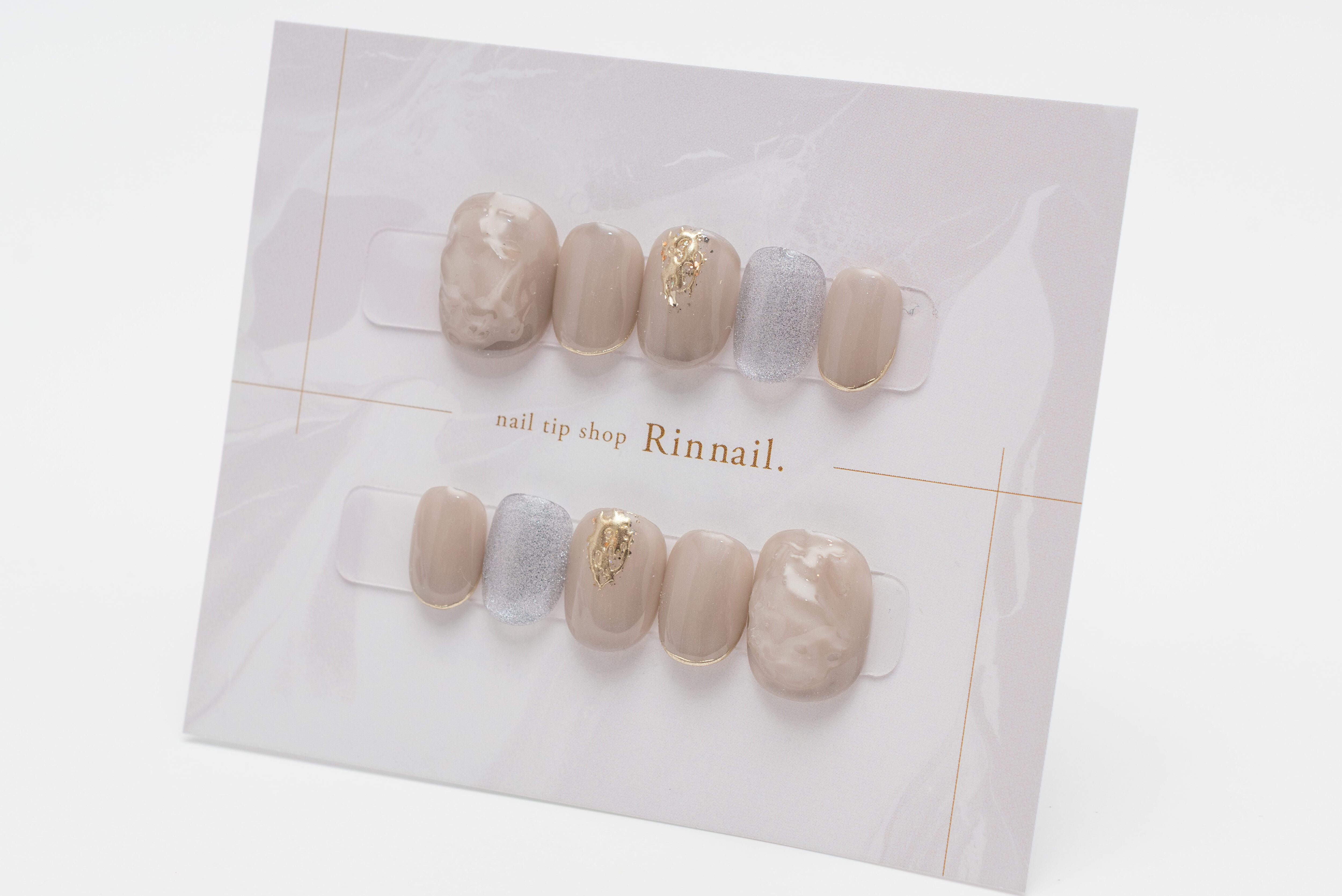 Rin nail様🌻ニュアンスベージュ×シルバーラメネイルチップ